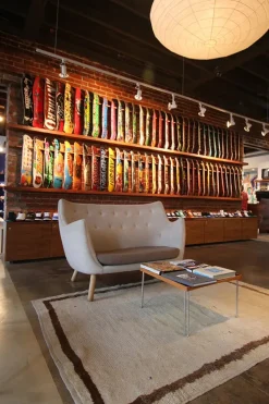 Poet Sofa af Finn Juhl