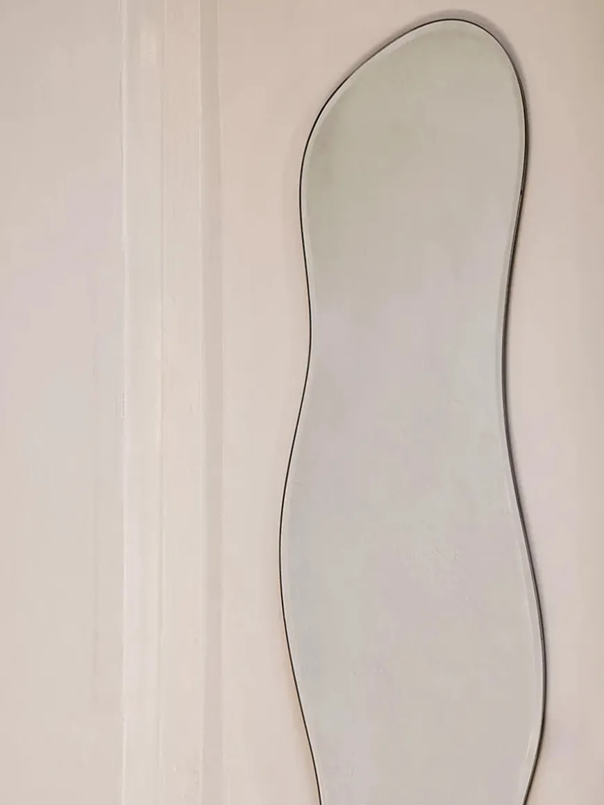 Pond Mirror Full Size, brass fra Ferm Living