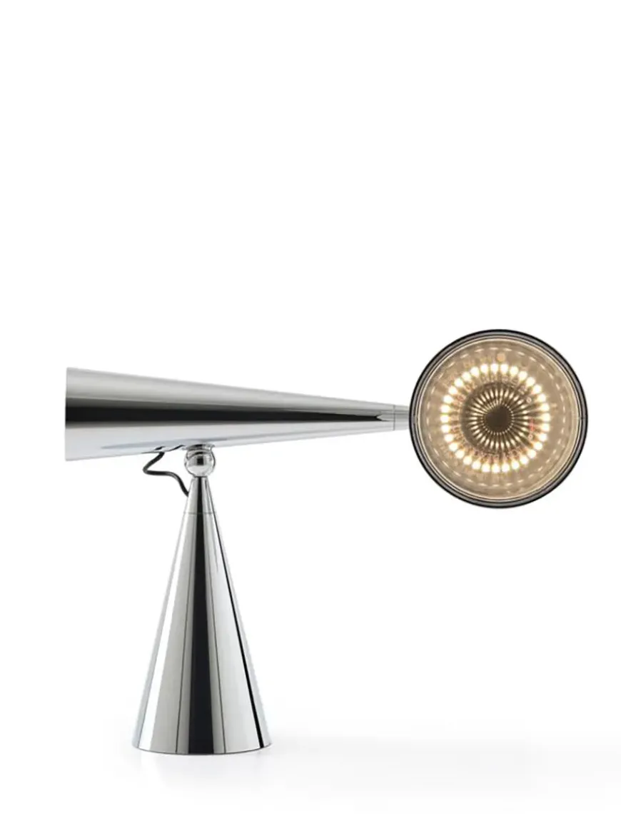 Pose Task LED Bordlampe fra Tom Dixon
