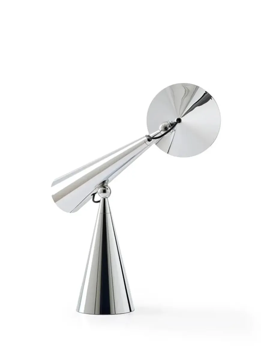 Pose Task LED Bordlampe fra Tom Dixon