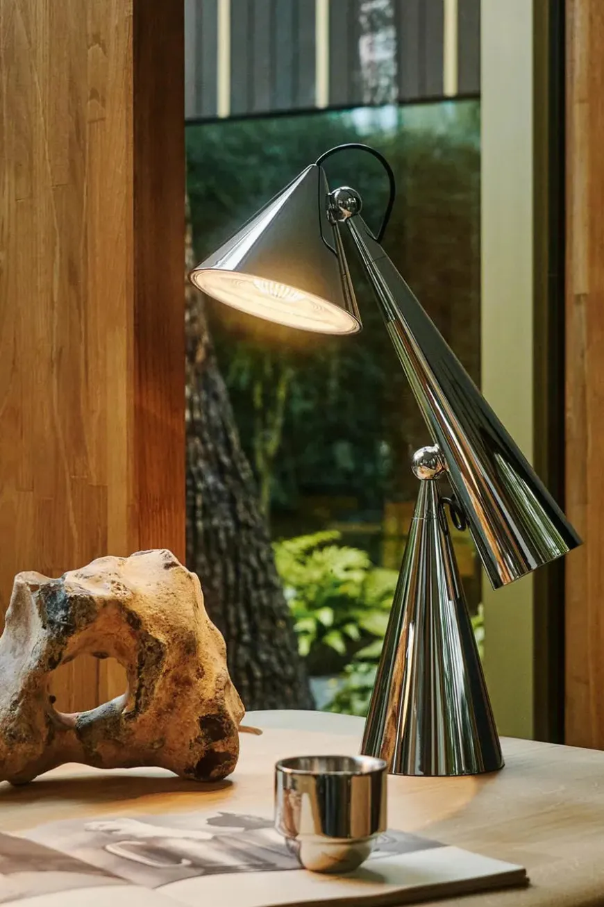 Pose Task LED Bordlampe fra Tom Dixon
