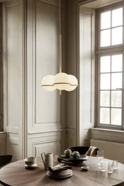 Post Dining Table fra Ferm Living