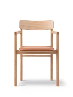 Post Spisebordsstol, sædepolstret max 95 læder fra Fredericia Furniture