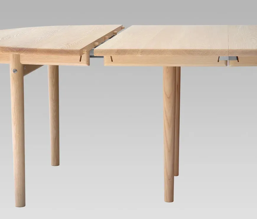 PP70/140 Spisebord af Hans J. Wegner