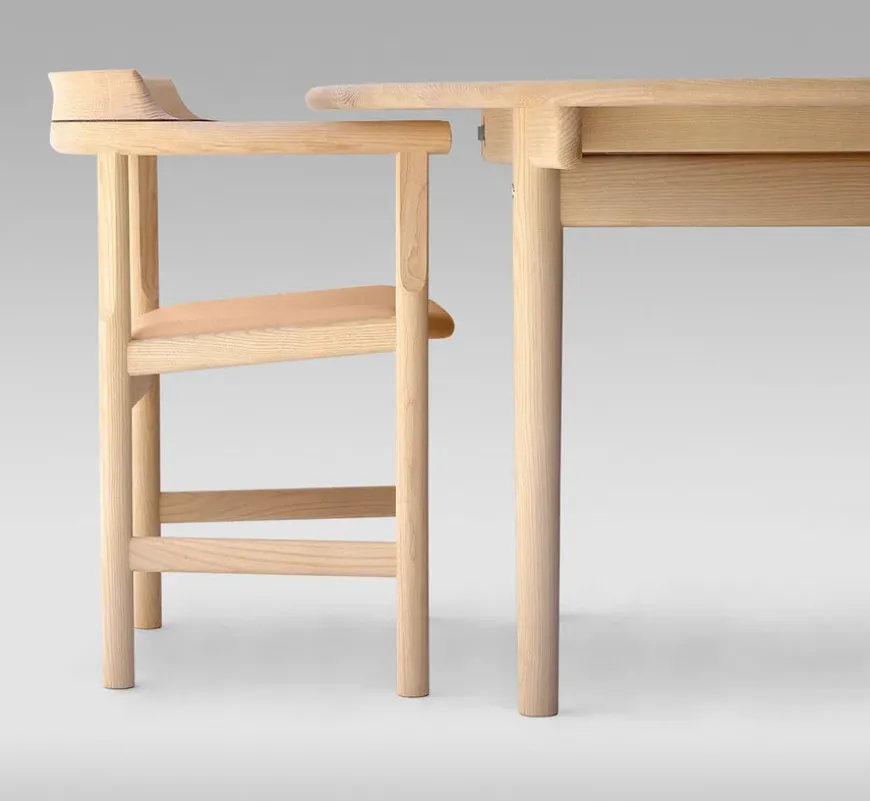 PP70/140 Spisebord af Hans J. Wegner