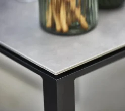 Pure Bord, 100x100 cm fra Cane-line