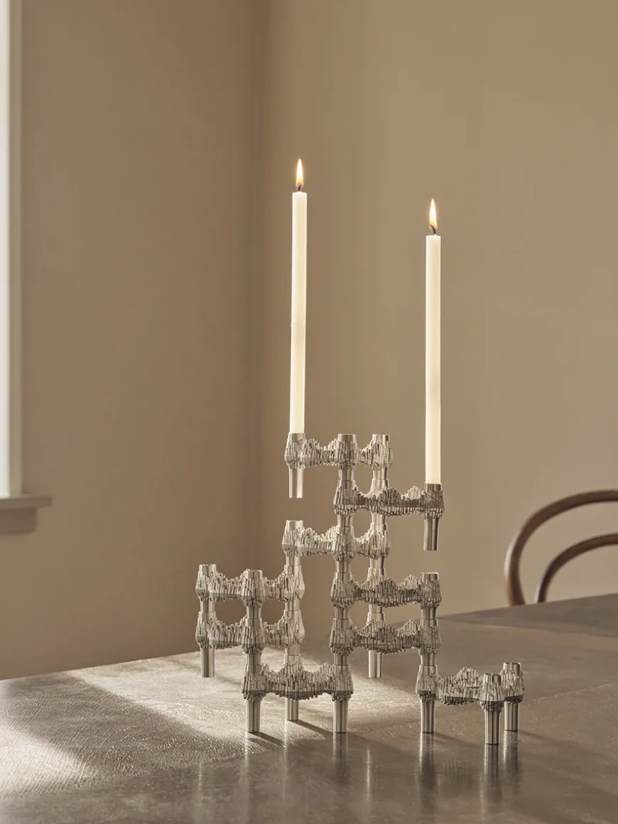 Quist Lysestage, børstet krom fra STOFF Nagel