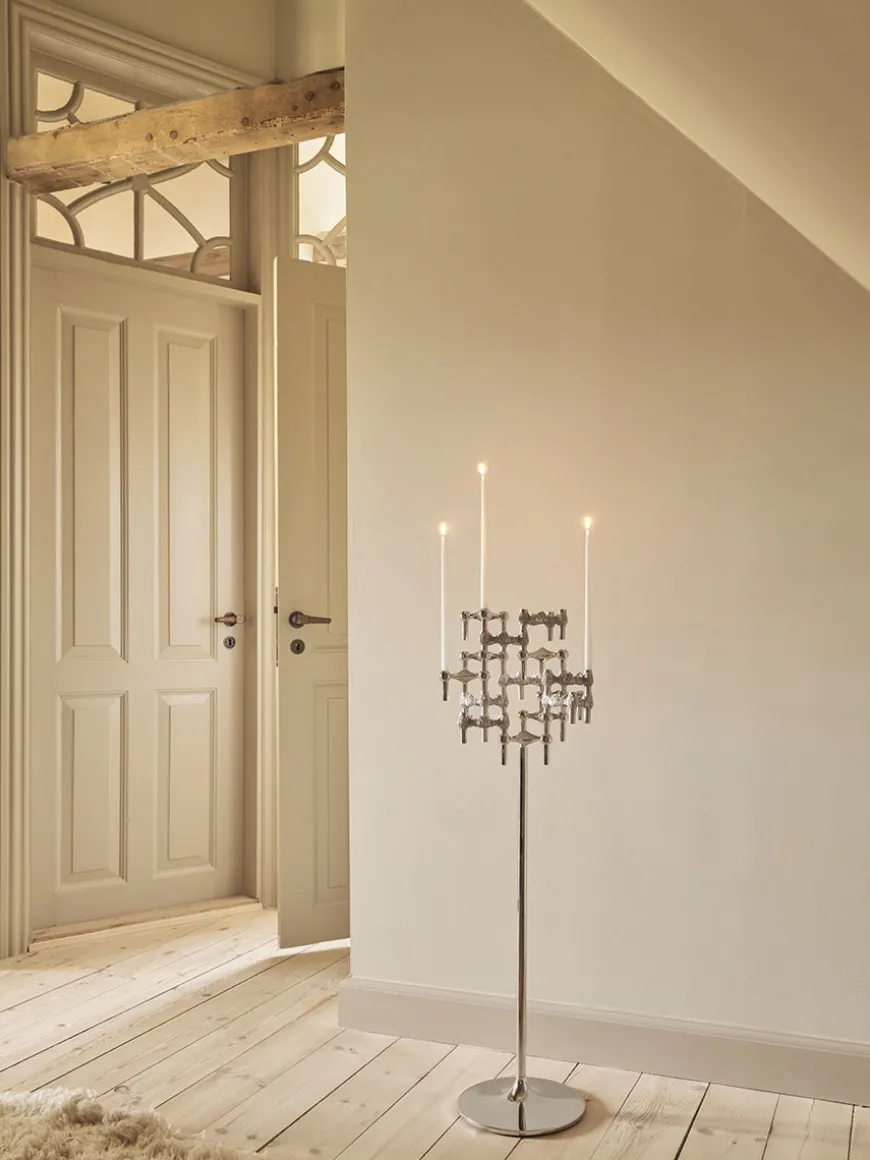 Quist Lysestage, børstet krom fra STOFF Nagel