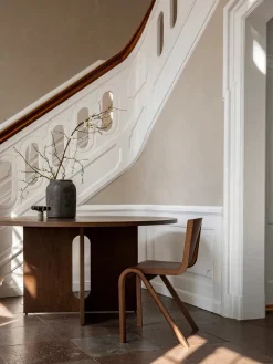 Ready Dining Chair, dark stained oak fra Audo Copenhagen