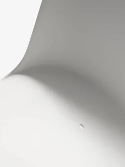 Rely Outdoor Stol HW70 fra &Tradition