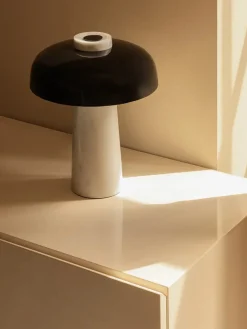 Reverse Table Lamp, carrara black fra Audo Copenhagen
