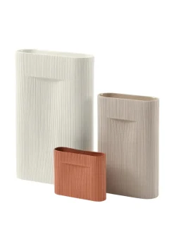 Ridge Vase fra Muuto