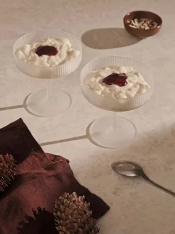 Ripple Champagne Saucers Frosted, sæt á 2 fra Ferm Living