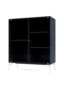 Ripple II Vitrineskab, inkl. sokkel fra Montana