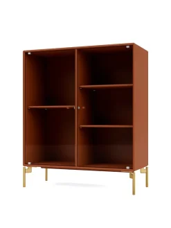 Ripple II Vitrineskab, inkl. sokkel fra Montana