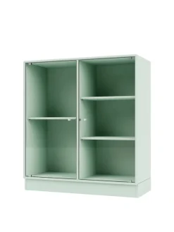 Ripple II Vitrineskab, inkl. ben fra Montana