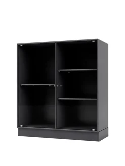 Ripple II Vitrineskab, inkl. ben fra Montana