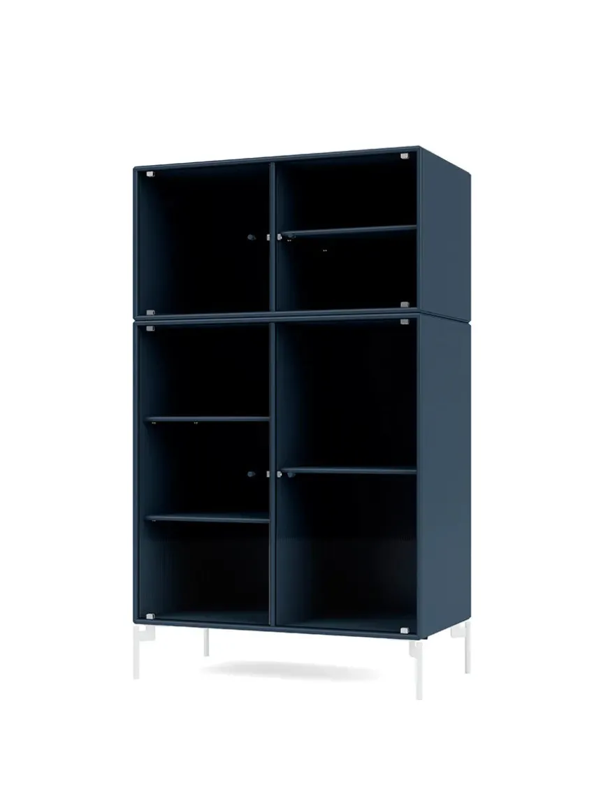 Ripple III Vitrineskab, inkl. sokkel fra Montana