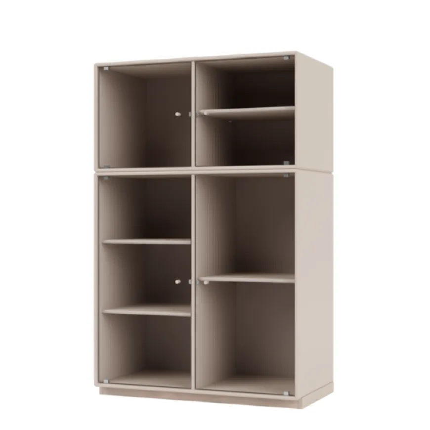 Ripple III Vitrineskab, inkl. sokkel fra Montana