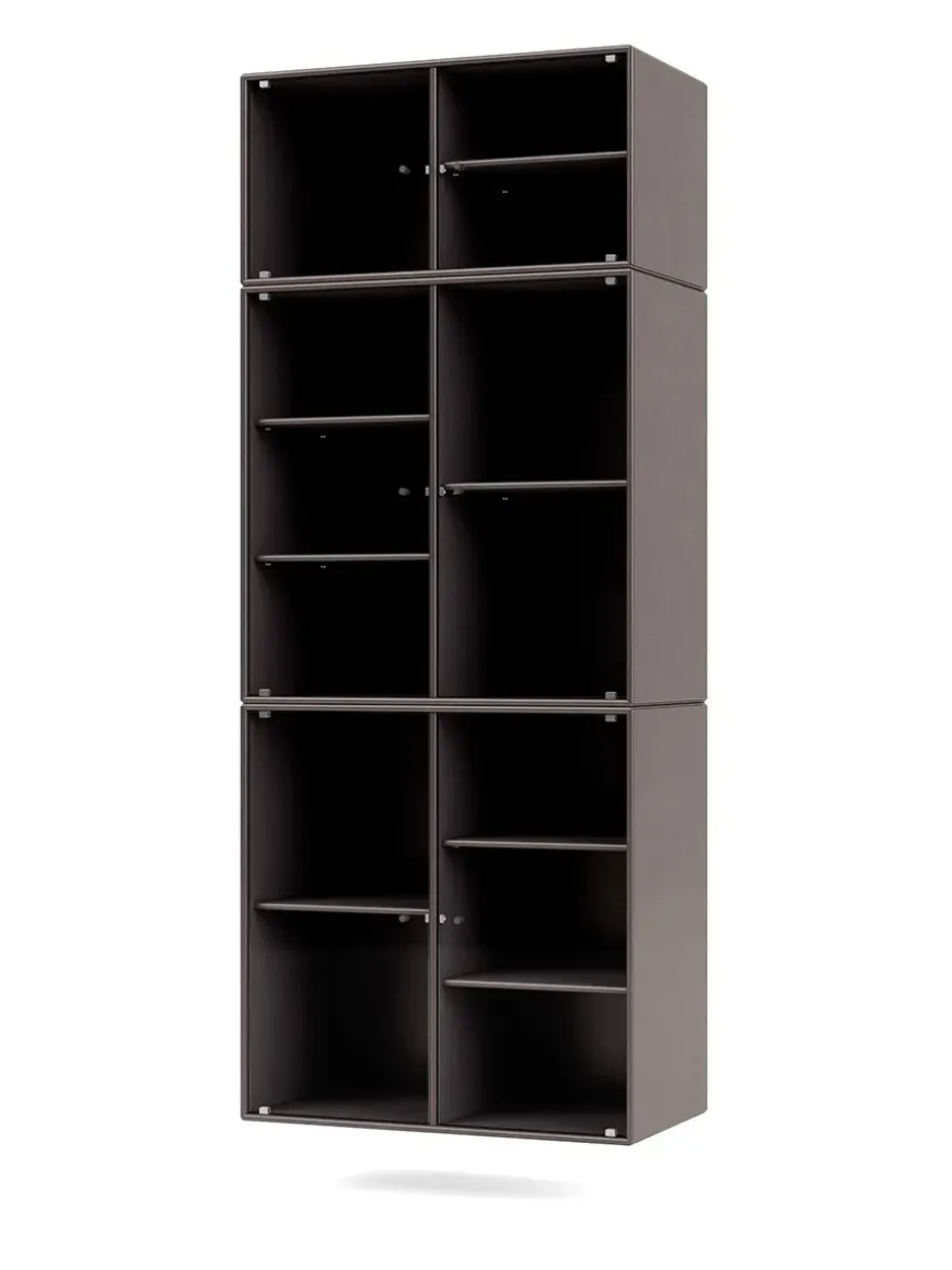 Ripple IV Vitrineskab, inkl. sokkel fra Montana