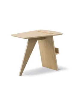 Risom Magazine Table fra Fredericia Furniture