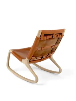 Rocker gyngestol, mat lakeret eg med whisky farvet læder fra Mater