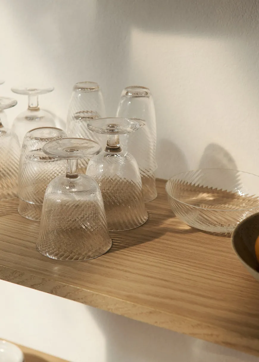 Rombe, Configuration J fra &Tradition