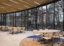 S 64 VDR Kontorstol, sort fra Thonet