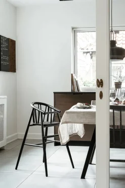 Saga Højstol, eg fra Oaklings