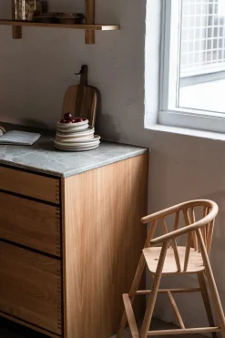 Saga Højstol, røget eg fra Oaklings