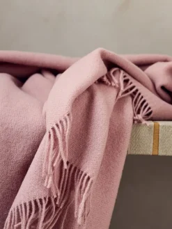 Season Plaid, beetroot fra Silkeborg Uldspinderi