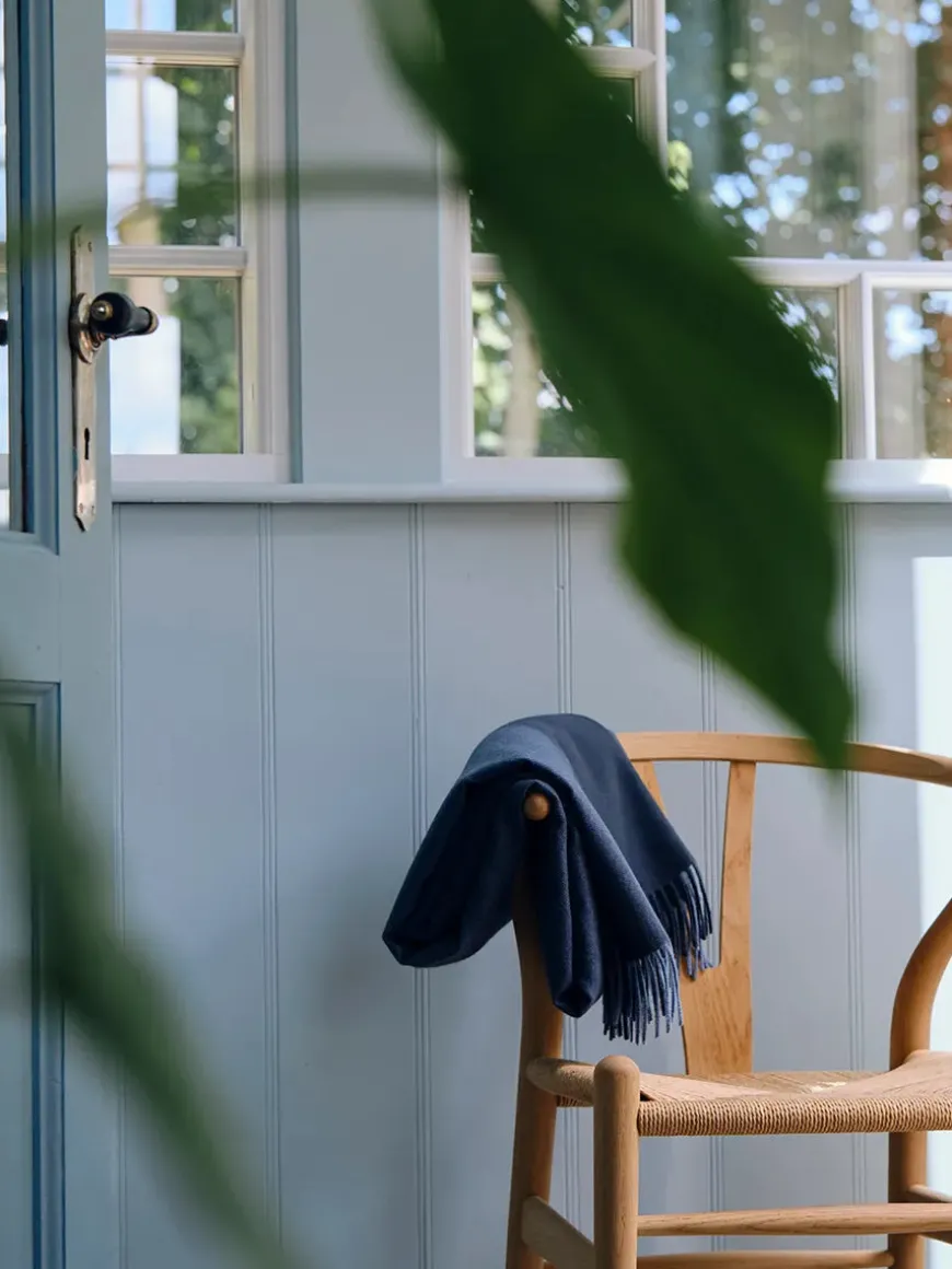 Season Plaid, dark nordic grey fra Silkeborg Uldspinderi