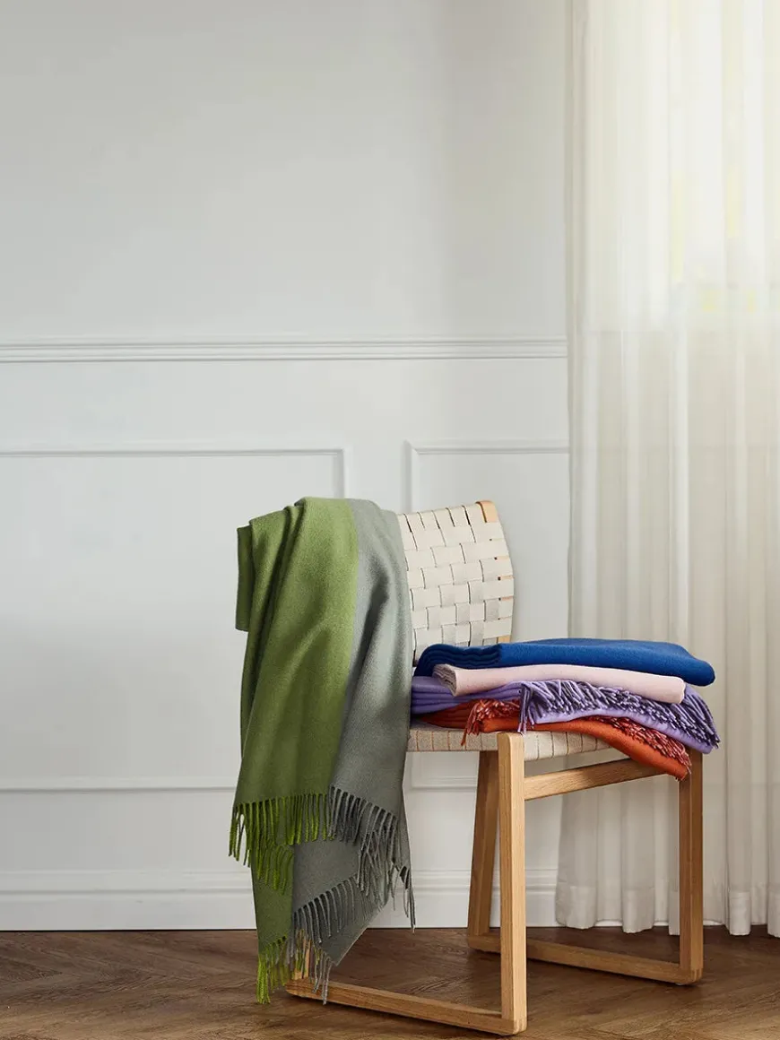 Secret Plaid, moss/seaweed fra Silkeborg Uldspinderi