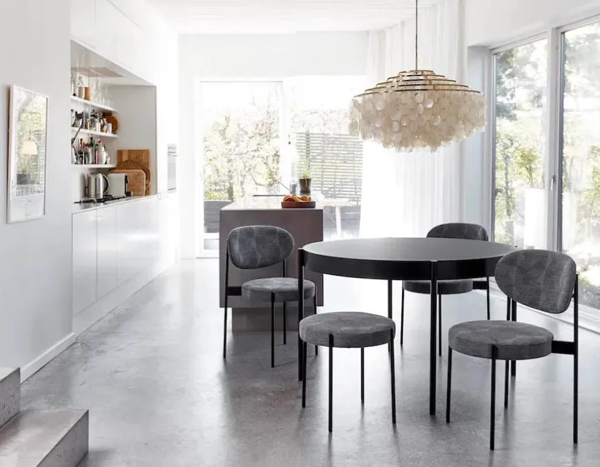 Serie 430 bord, sort af Verner Panton