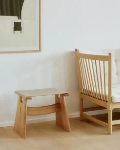 Seto Stool, eg lys olie fra Fredericia Furniture