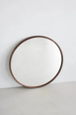 Silhouette spejl 70x70 fra Fredericia Furniture