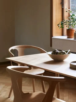 SK2 In Between spisebordsstol m. polstret sæde fra &Tradition