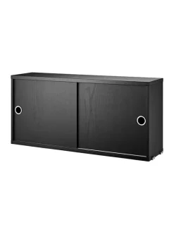 Skab m. Skydelåger fra String