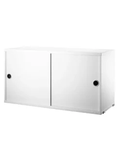 Skab m. Skydelåger fra String