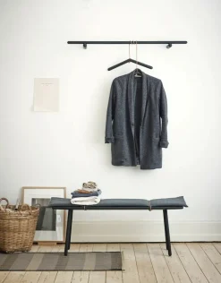 Skagerak Georg Bænk fra Fritz Hansen