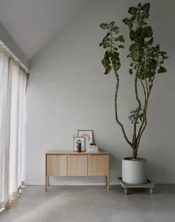 Skagerak Jut Cabinet fra Fritz Hansen