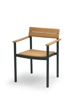 Skagerak Pelagus Armstol, light ivory fra Fritz Hansen