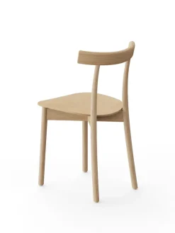 Skinny wooden chair, ash/red fra Nine