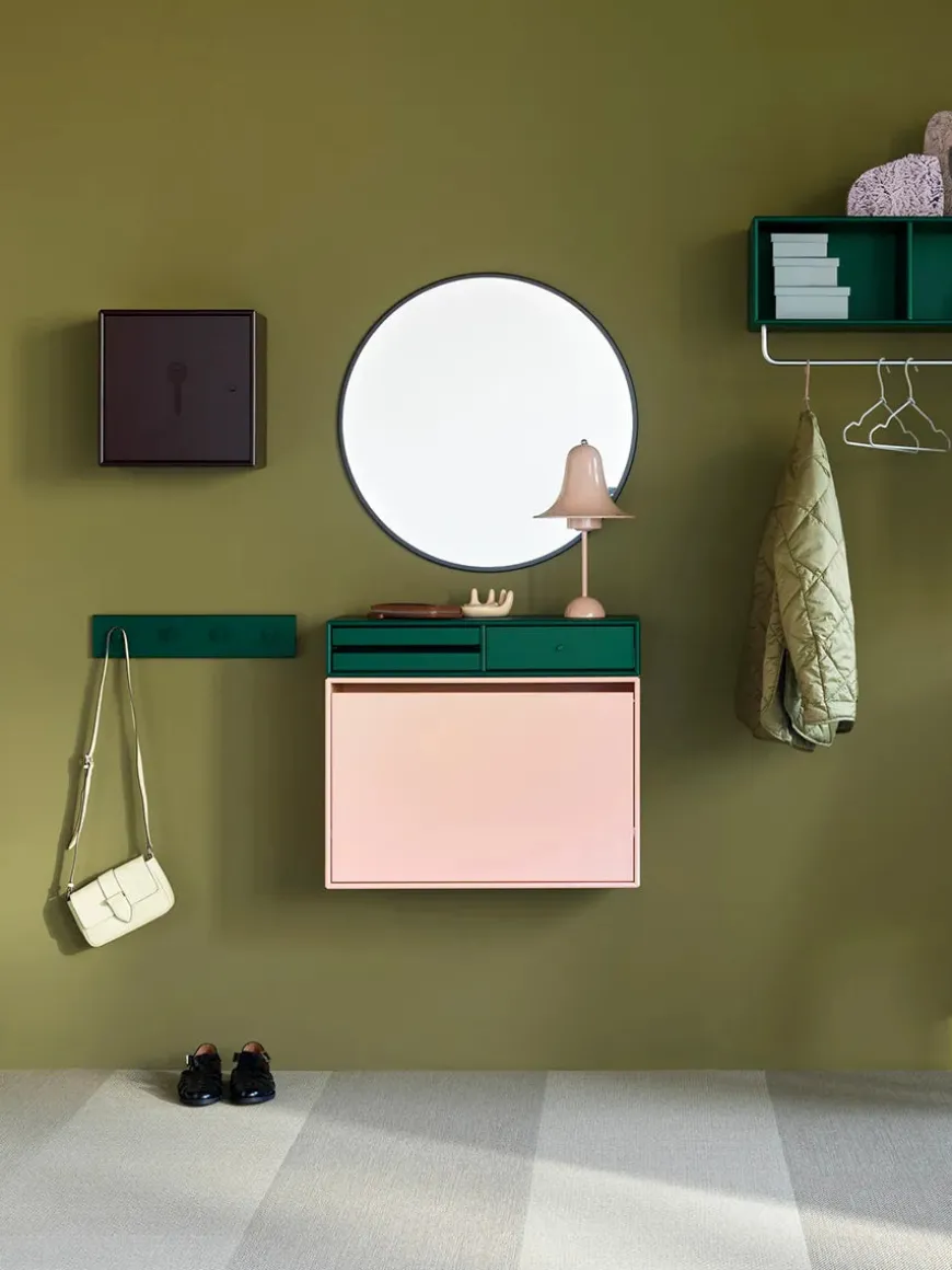 Skoskab, dybde 20 cm fra Montana