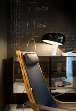 Snoopy Bordlampe, orange fra Flos