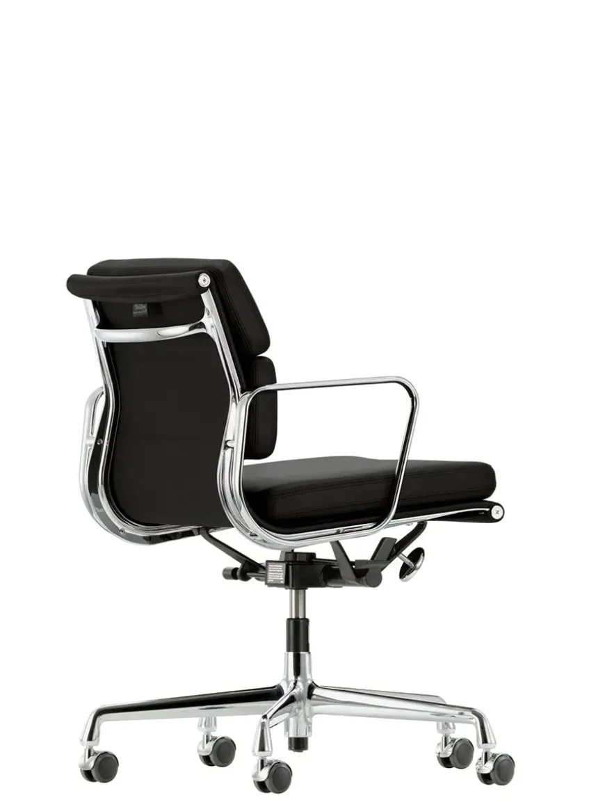 Soft Pad Chair EA 217 Kontorstol, cognac læder/krom stel fra Vitra