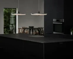 Soleil pendel medium, lys eg, papir skærm fra Le Klint