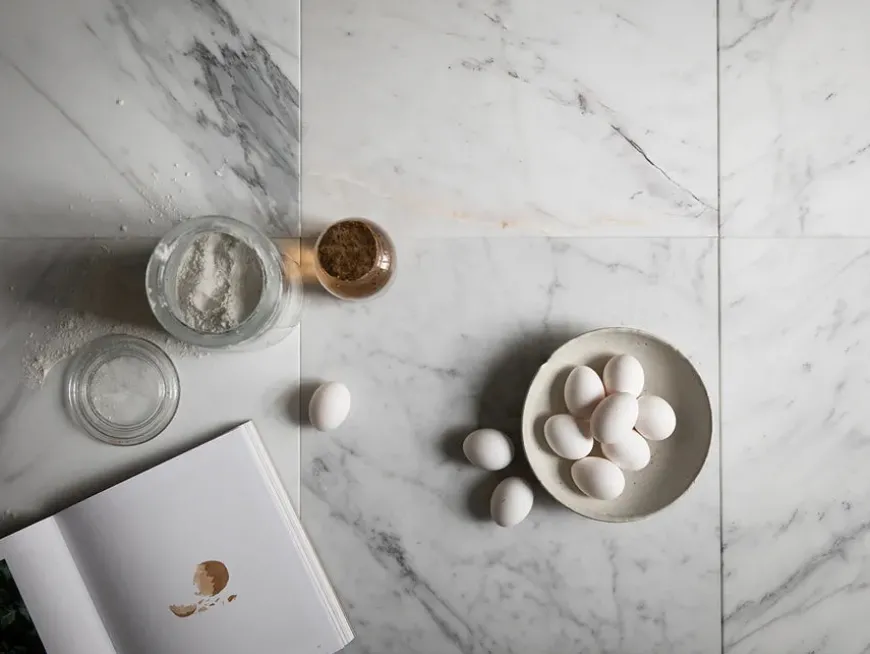 Spisebord 185, sort marmor fra HANDVÄRK