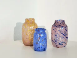 Splash Vase, Round light pink and yellow fra Hay