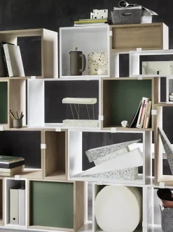 Stacked Reol, medium fra Muuto